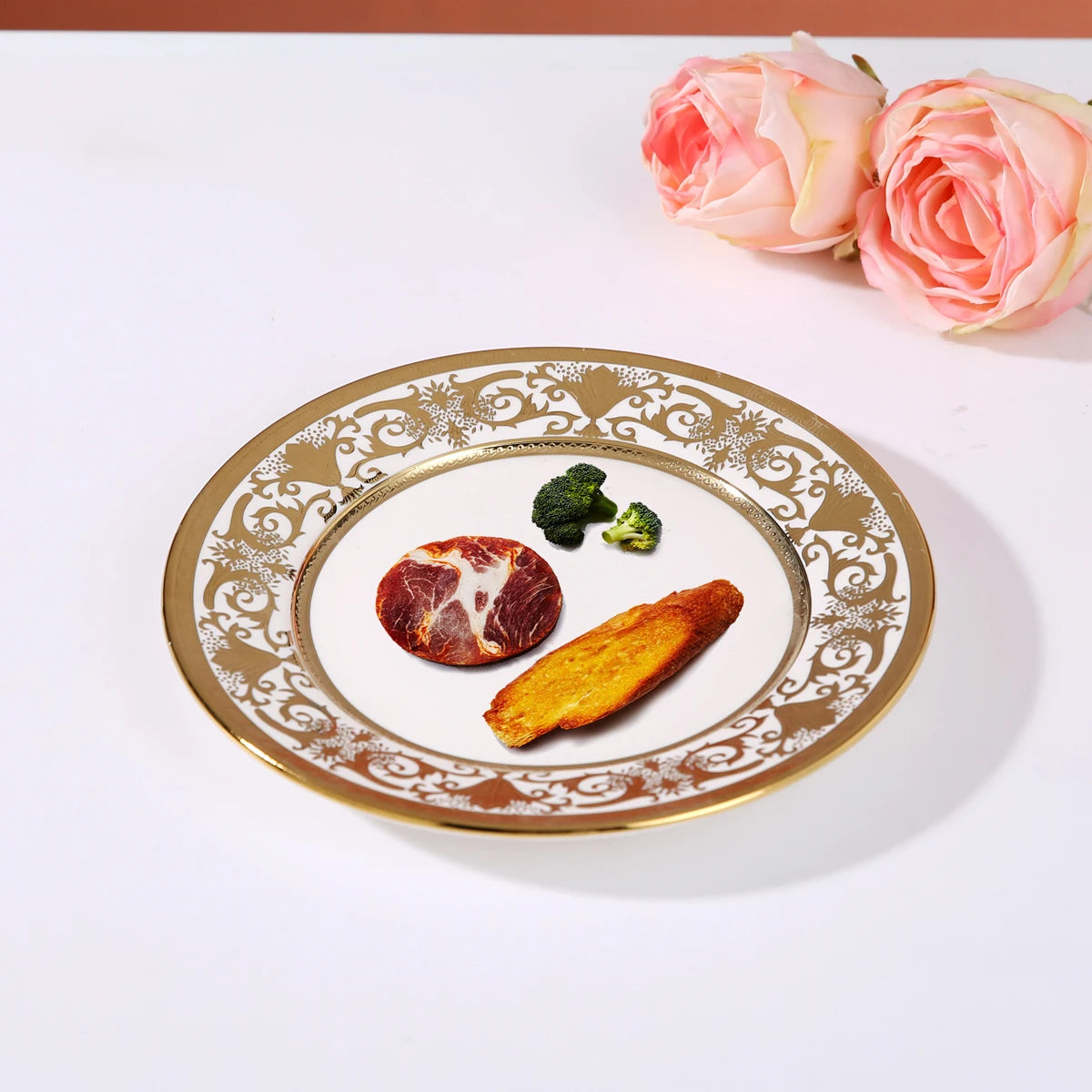 Ceramic Porcelain Gold Rim Eco-Friendly Europe Nordic Style Elegant Wedding Dinnerware Plates