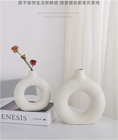 White Ceramic  Modern Home Round Matte Pampas Flower Vases Minimalist Wedding Dinner Living Room Office Table Decorative Vase