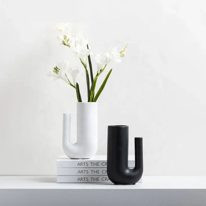 Factory Direct Sales of Modern Minimalist Ceramic Vases Interior Decoration Home Ceramics U-shaped Customized Ceramic Vases
