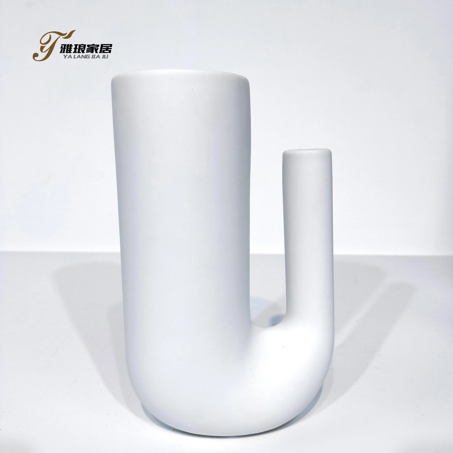 Factory Direct Sales of Modern Minimalist Ceramic Vases Interior Decoration Home Ceramics U-shaped Customized Ceramic Vases